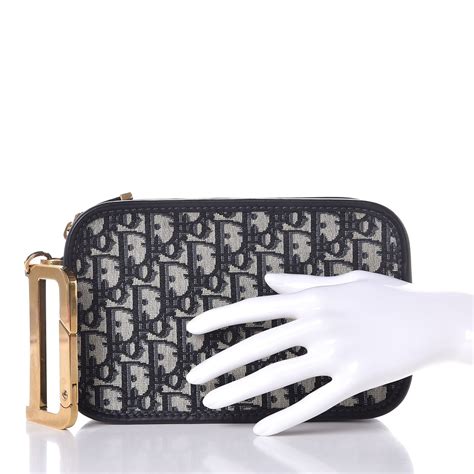 Diorquake Dior Oblique Clutch 